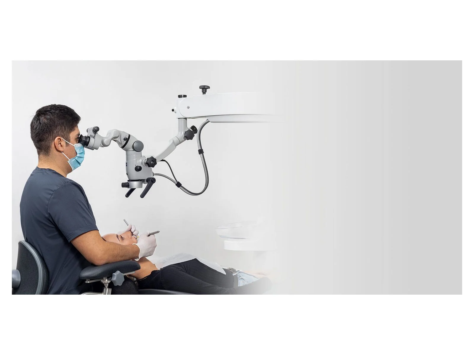 Carl Zeiss OPMI Pico