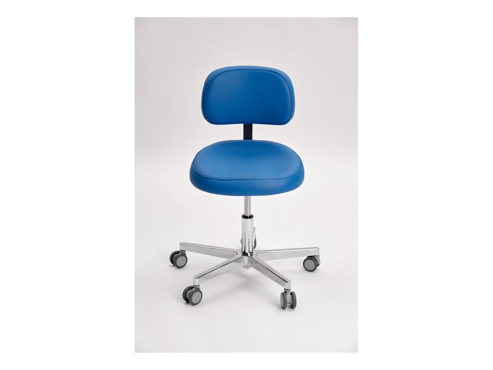 MedErgo-772 Стул врача